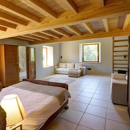 Vakantiehuis De Charme Avec Piscine Privative, Terrasse, Jardin, Proche Riviere - Animaux Acceptes - Fr-1-496-25 Croizet-sur-Gand